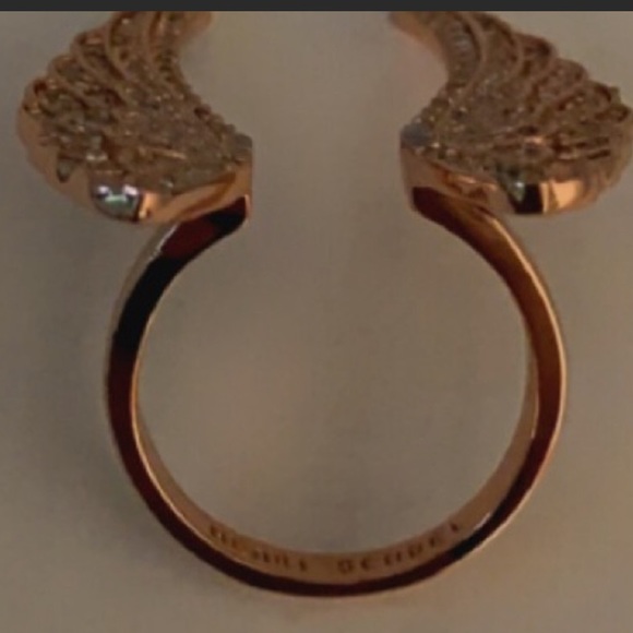 Henri bendel Rose gold sparkly wings open adjustable Ring size 6-7 - Picture 8 of 8